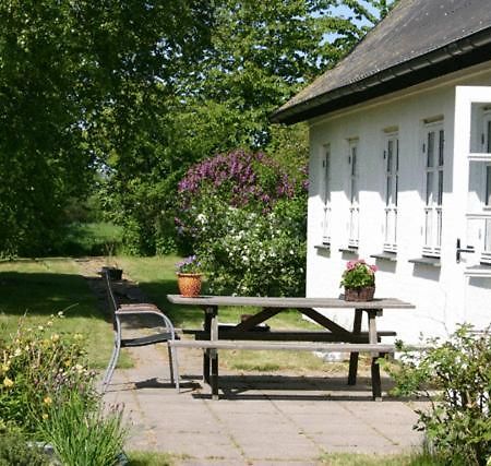 Holmehuset Bed & Breakfast Kalundborg Extérieur photo
