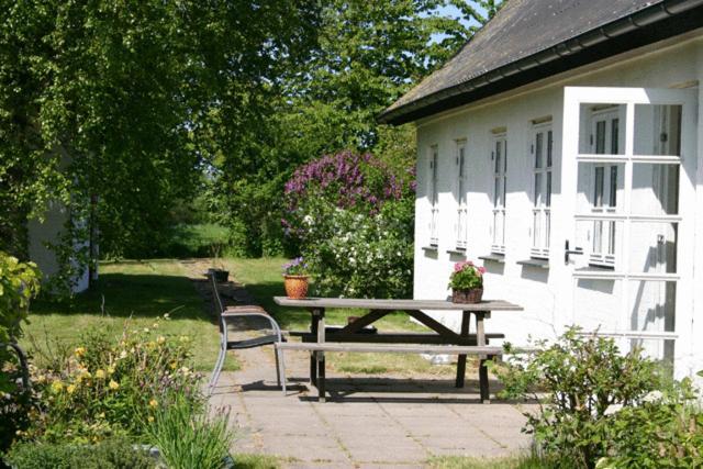 Holmehuset Bed & Breakfast Kalundborg Extérieur photo